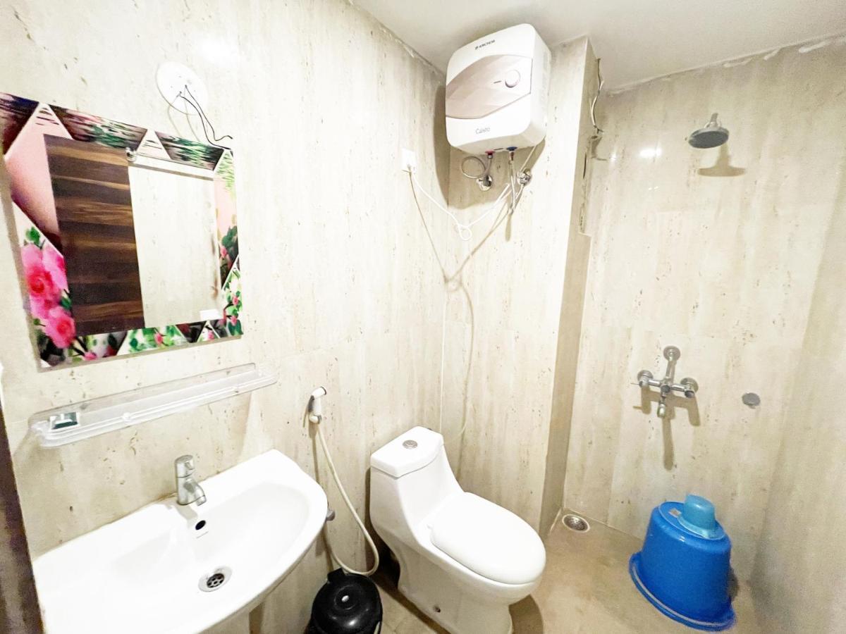 פורי Shree Ganesh Hotel מראה חיצוני תמונה