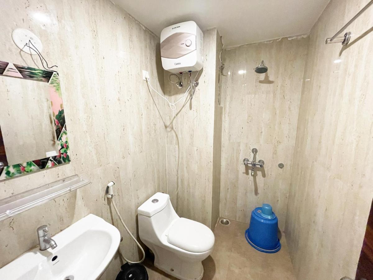 פורי Shree Ganesh Hotel מראה חיצוני תמונה