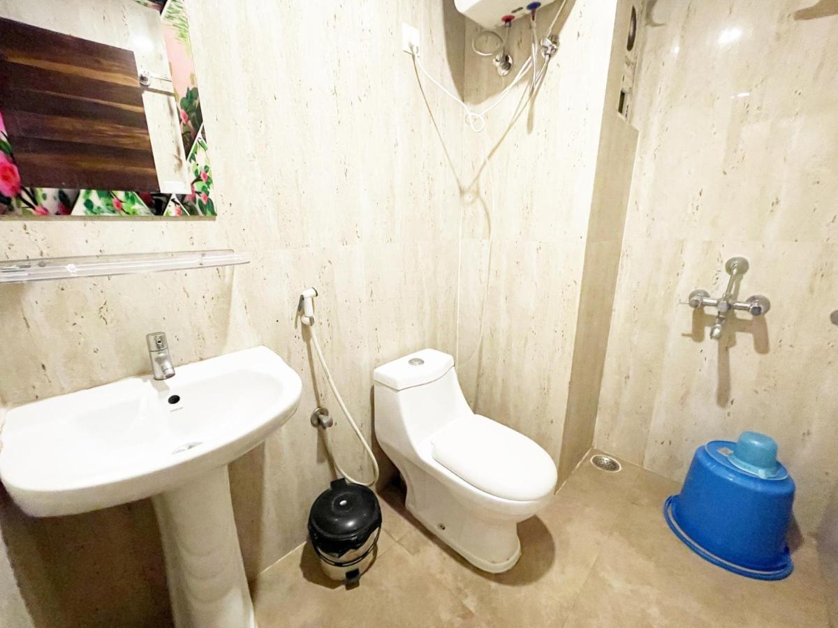 פורי Shree Ganesh Hotel מראה חיצוני תמונה