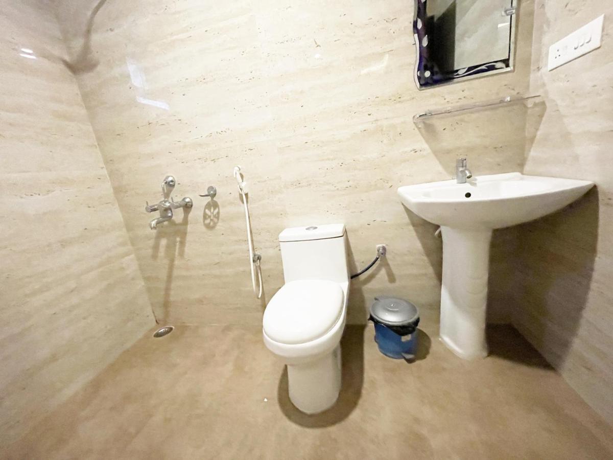 פורי Shree Ganesh Hotel מראה חיצוני תמונה