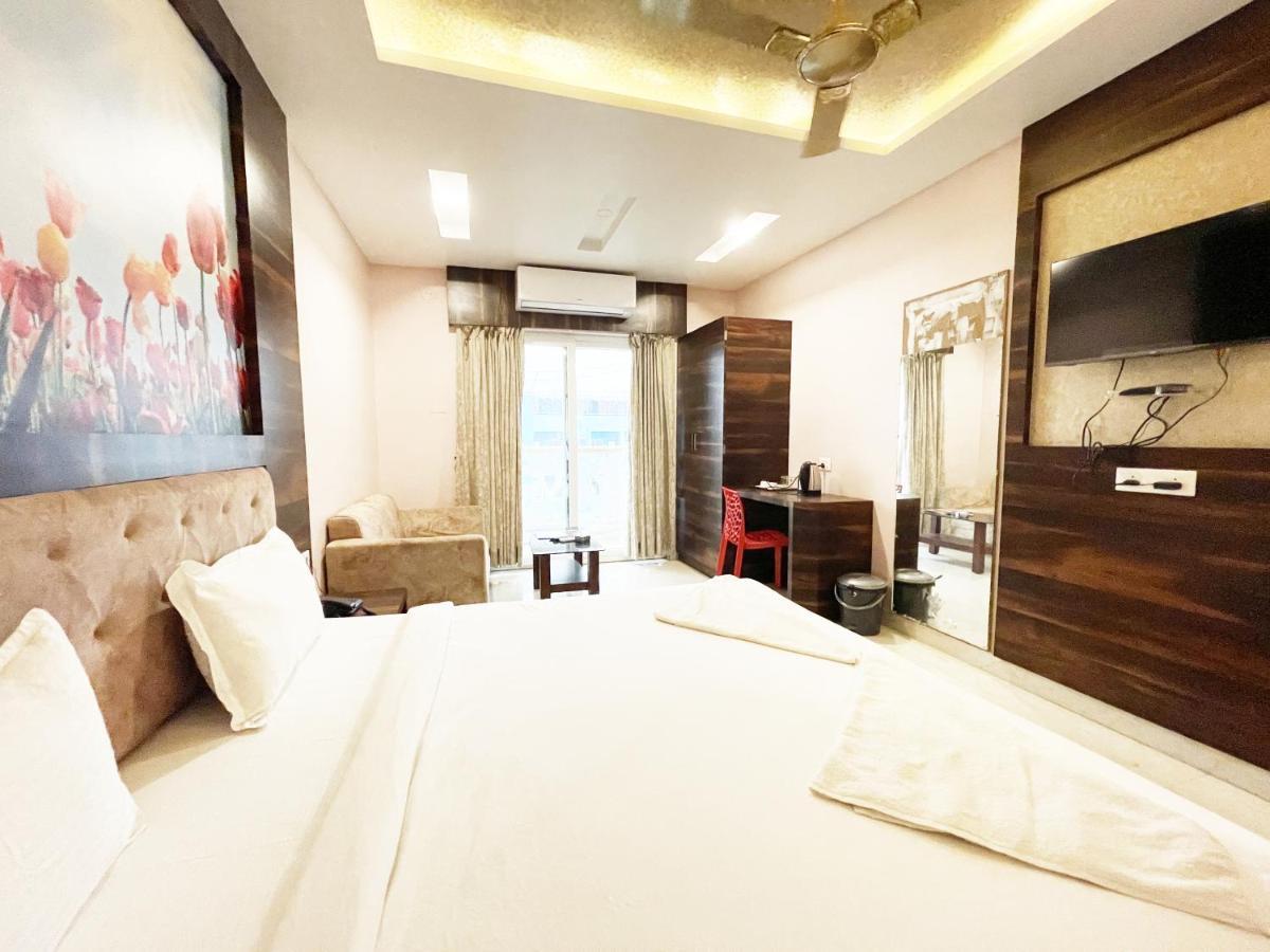 פורי Shree Ganesh Hotel מראה חיצוני תמונה